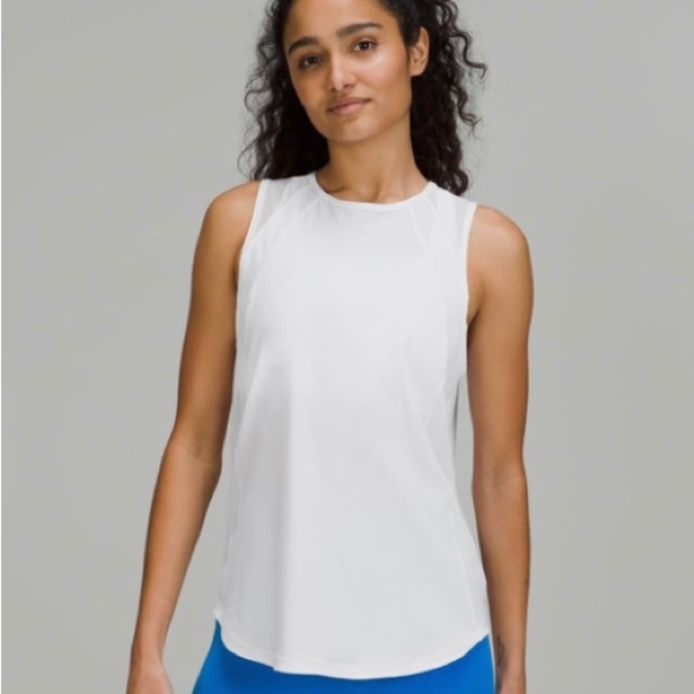 Lululemon High Neck and Train Tank